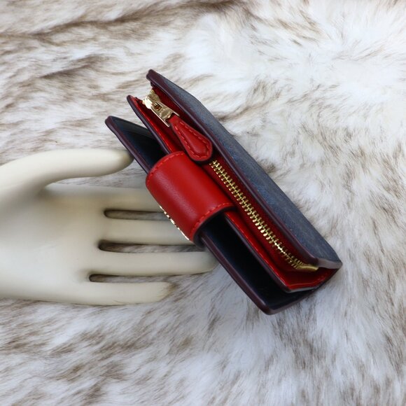 NWT  Medium Corner Zip Wallet In Signature Canvas CW786 - Picture 8 of 11